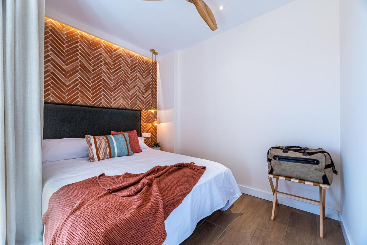 Vestal Suites Domo Cambrils Exterior foto