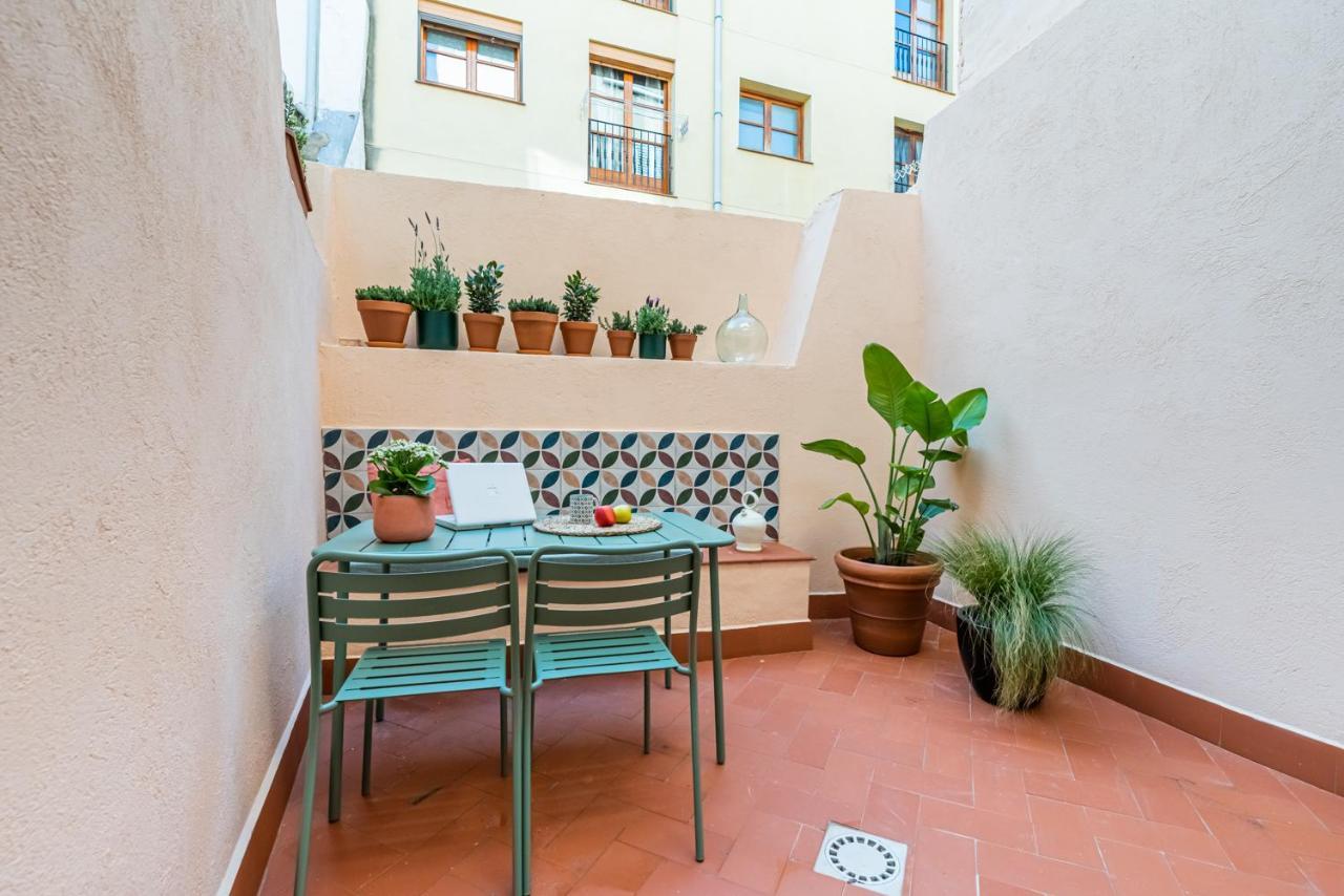 Vestal Suites Domo Cambrils Exterior foto
